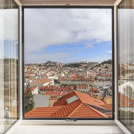 Апартаменти Chiado Views By Homing *